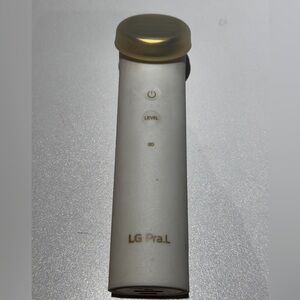 LG Pra.L White Skincare Device